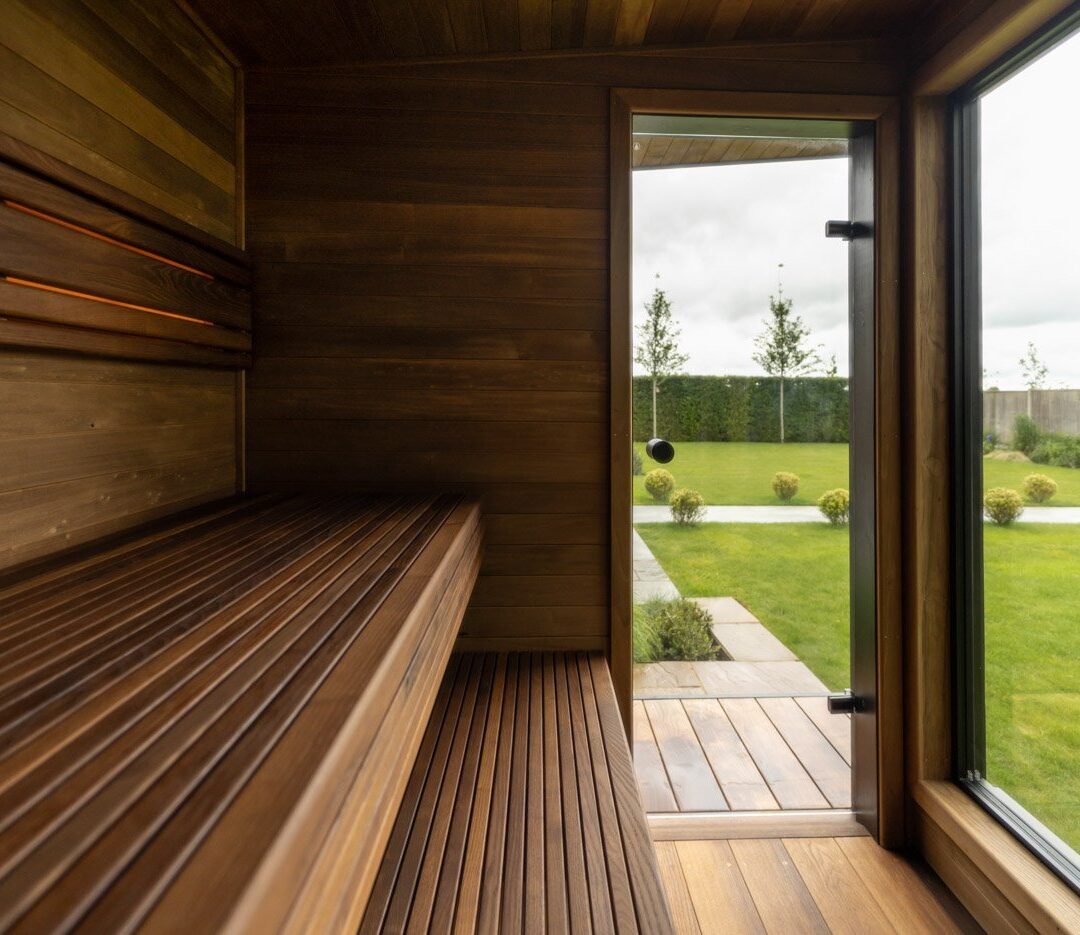 Home-image-1 Купить баню в Беларуси. Готовые бани и сауны под ключ от Marula Box. Каркасные бани. Финские сауны.